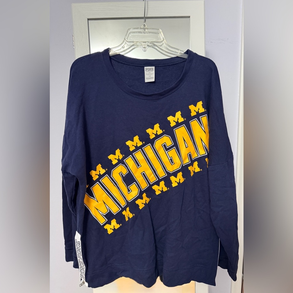 Victoria’s Secret PINK U of M sweatshirt in large.